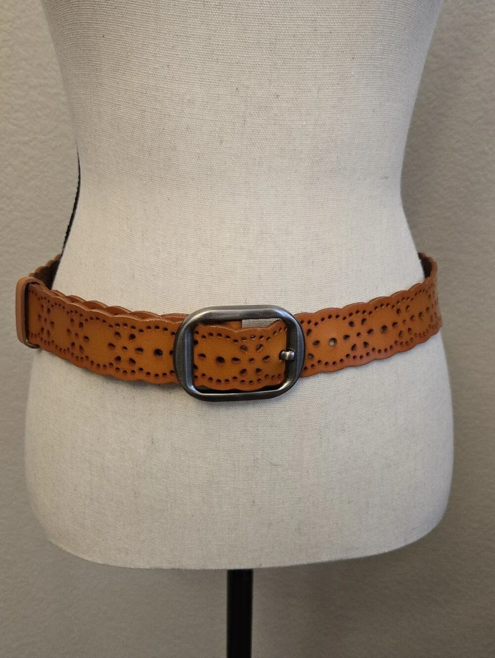 Cowgirl Western Belt Light Tan Orange Hue Cut Out Flowers Pattern 35 Inches Long